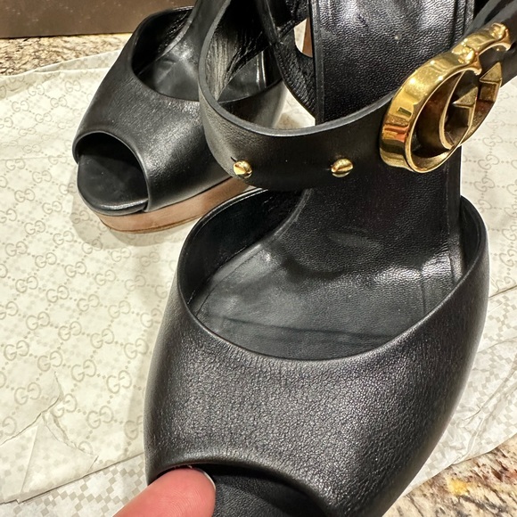 Gucci stilettos- rare! - Picture 3 of 10